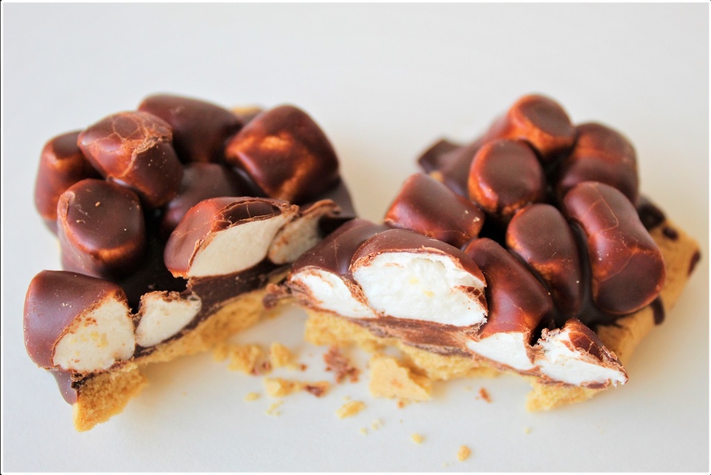 Oatmilk S'mores Bar